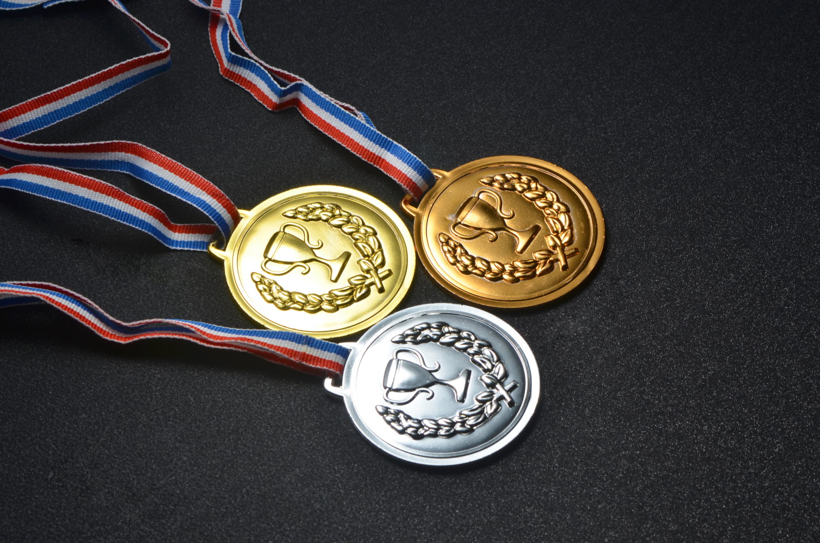 tanie medale sportowe
